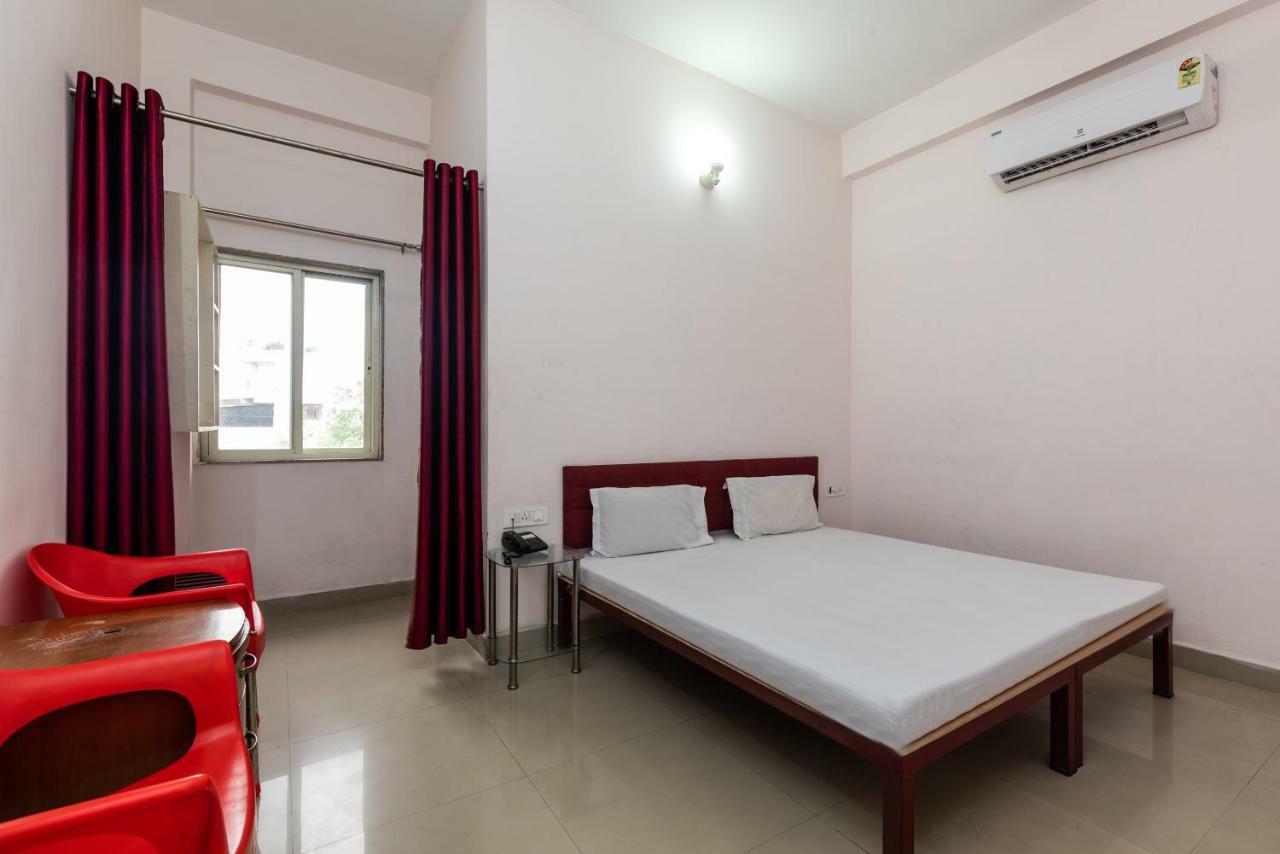 Spot On 48618 Vasundhara Gardens Hotel Bhopal Exterior photo